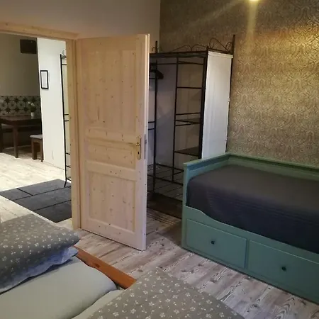 Fuer Max. 10 Personen In Zentrum Sued Leipzig