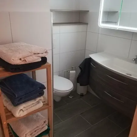 Appartement Fuer Max. 10 Personen In Zentrum Sued