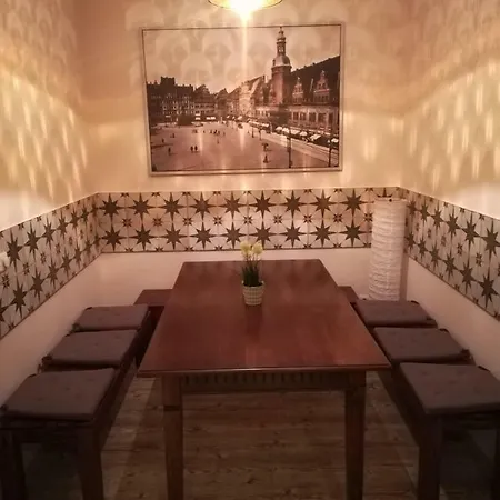 Daire Fuer Max. 10 Personen In Zentrum Sued Leipzig