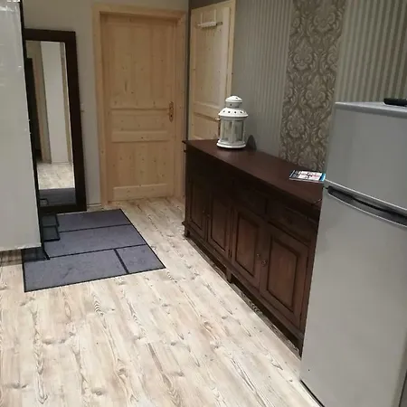 Daire Fuer Max. 10 Personen In Zentrum Sued *